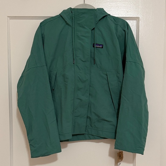 Patagonia Jackets & Blazers - Patagonia Women's Skysail Jacket - Green